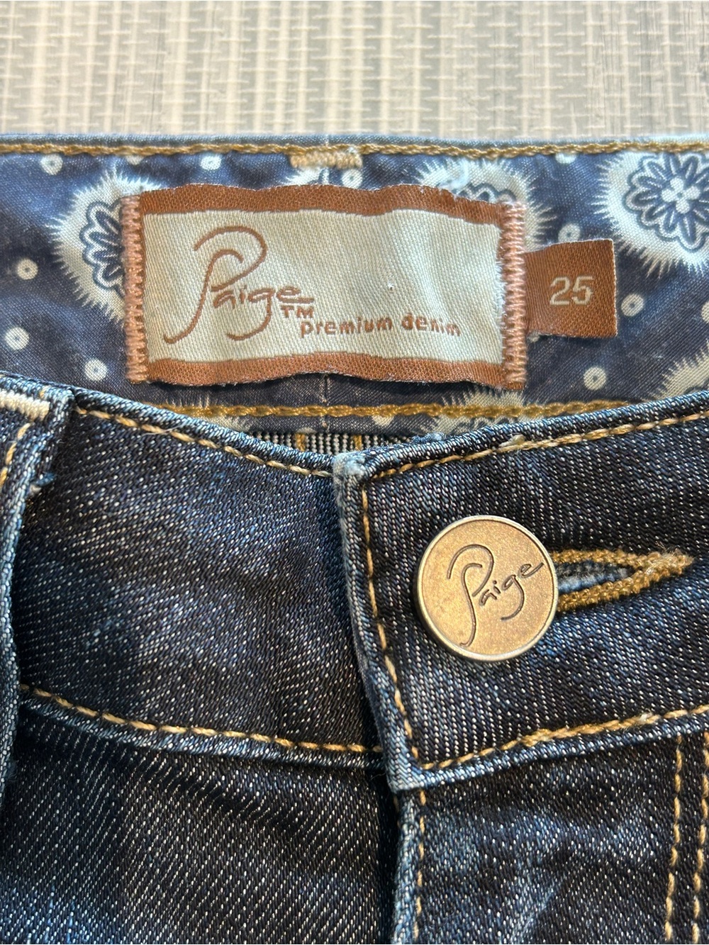 Paige Premium Denim Bermuda Shorts Distressed Bootcut Altered EUC - Picture 9 of 13